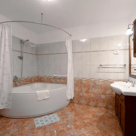 ヴィラ Krculi By Briskva Žminj