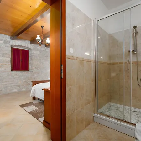 Krculi By Briskva * Žminj