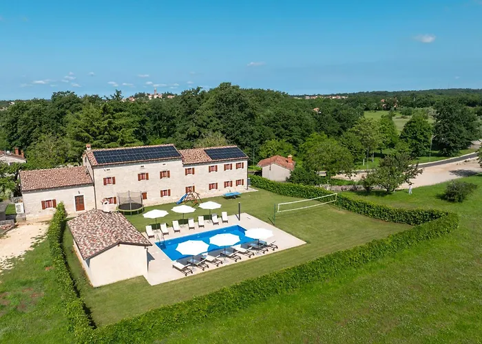 Vila Krculi By Briskva *