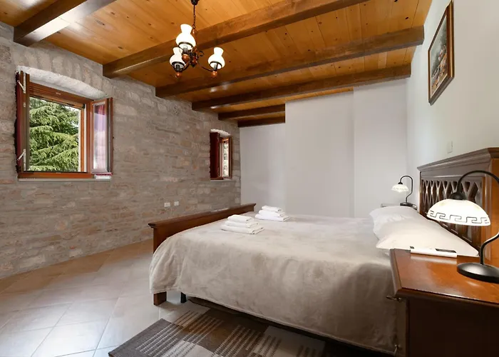 Vila Krculi By Briskva