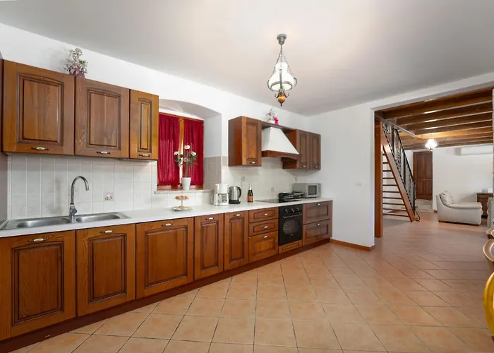 Krculi By Briskva Vila